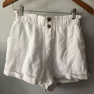 Women’s white casual shorts